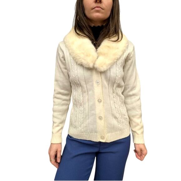 Vintage Ivory Cable Knit Cardigan With Real Fur Collar - Picture 2 of 6
